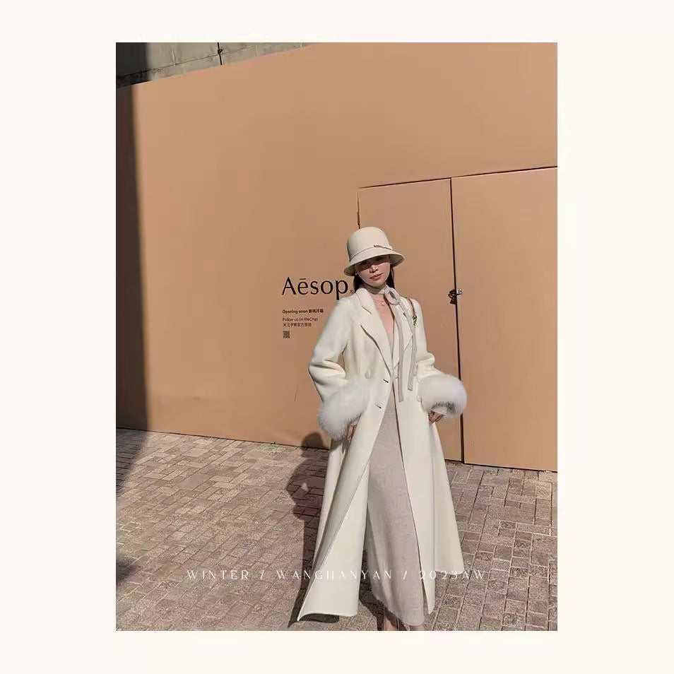 Hepburn-Inspired White Woolen Mid-Length Coat for Women